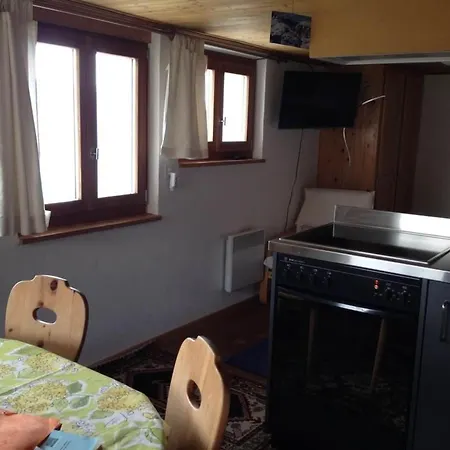 Appartamento Sunneschy Eg Sued Appartement-fewo- Dusche- Wc 2 1-2 Zimmerwohnung- 3-betten By Interhome *